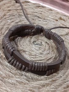 NOOK & CANDLE Jewelry Boutique Leather Strap twisted leather Bracelet Brown