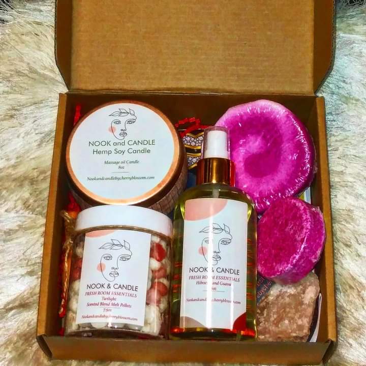 Nook and Candle Valentines 7pc gift set