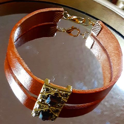 NOOK & CANDLE Jewelry Boutique Leather Strap Bracelet with Slide on charm and lobster clasp closure