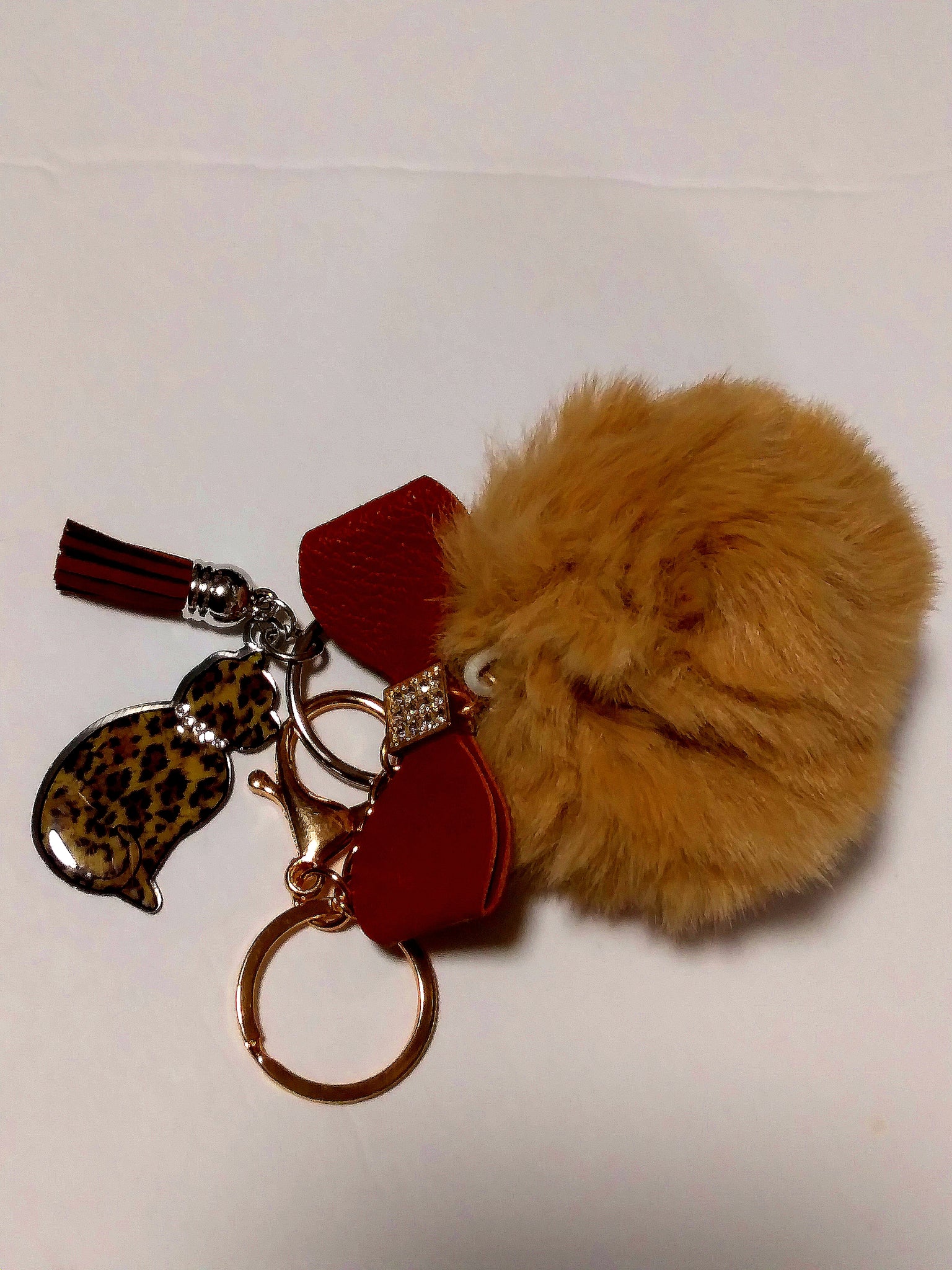 Keychain charm tan Spotted cat